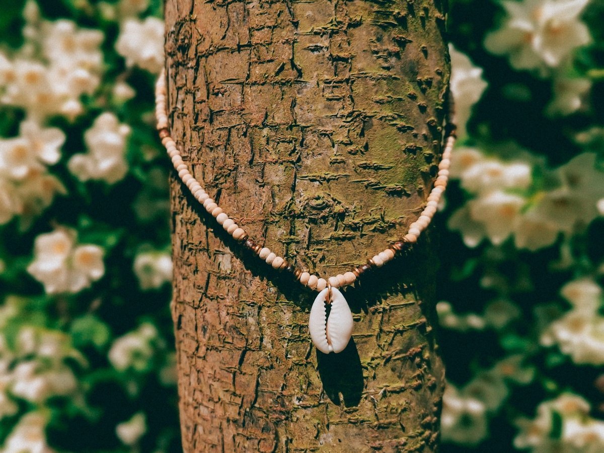 Choker Kette "Luana", Muschel, Kokosperlen, verstellbar -
