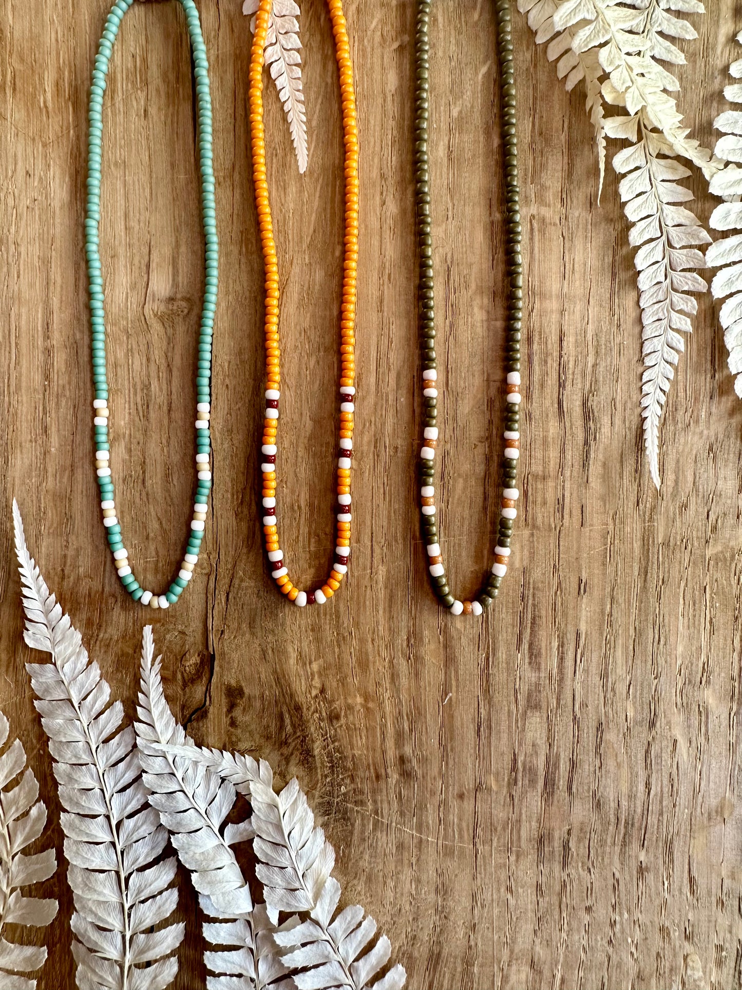 verstellbare, dünne Perlenkette "Iris", Boho Stil - Halsketten