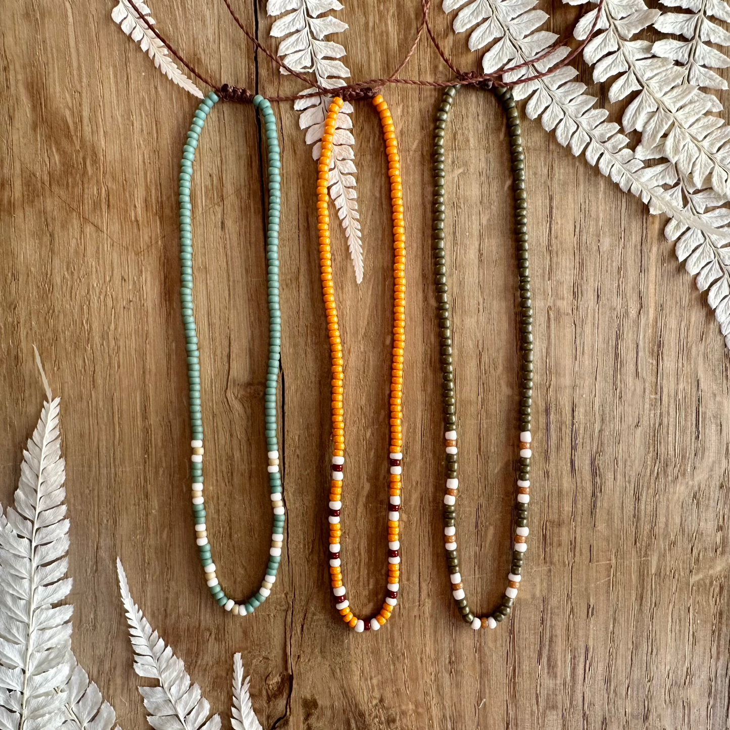 verstellbare, dünne Perlenkette "Iris", Boho Stil - Halsketten