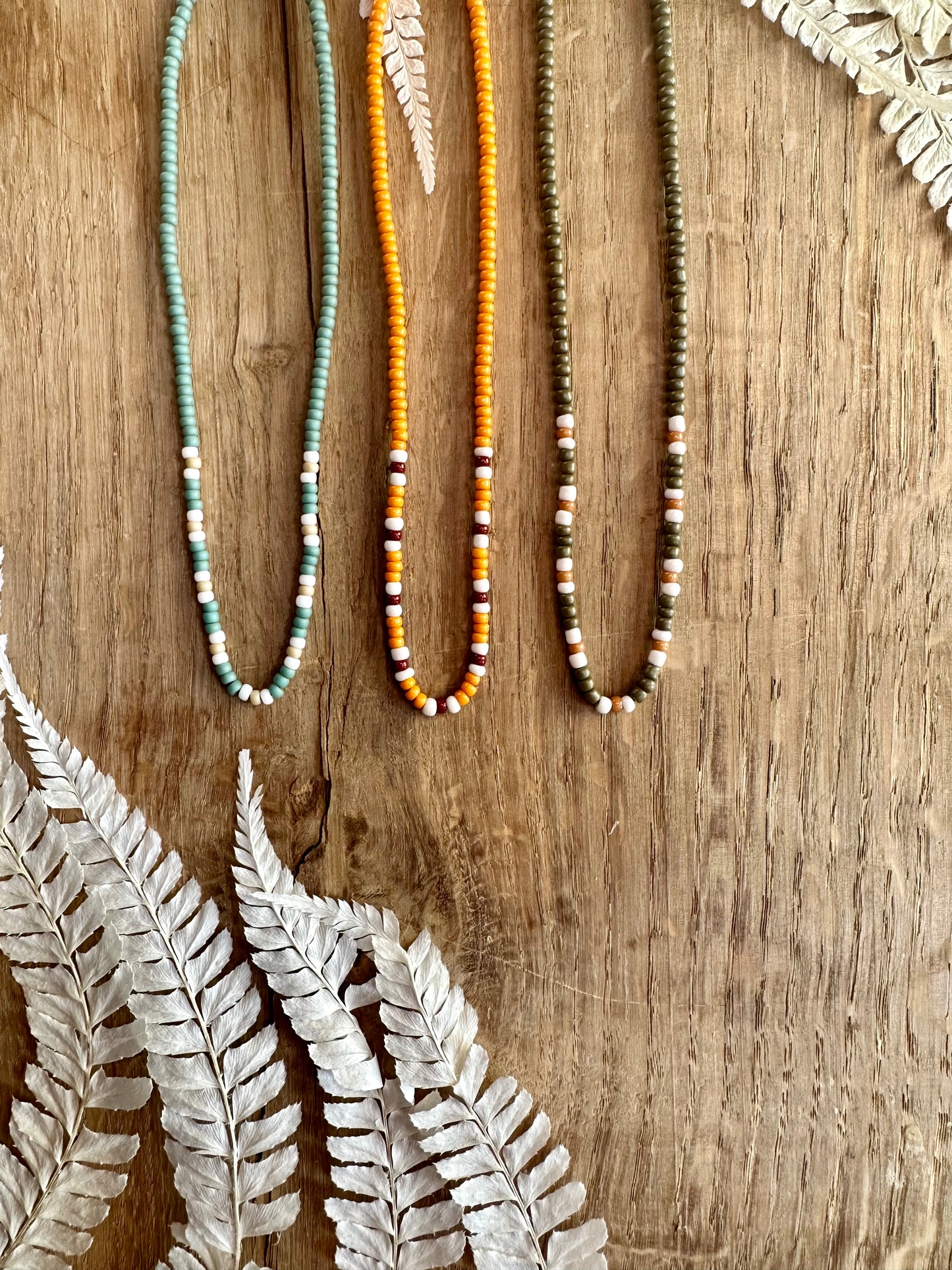verstellbare, dünne Perlenkette "Iris", Boho Stil - Halsketten