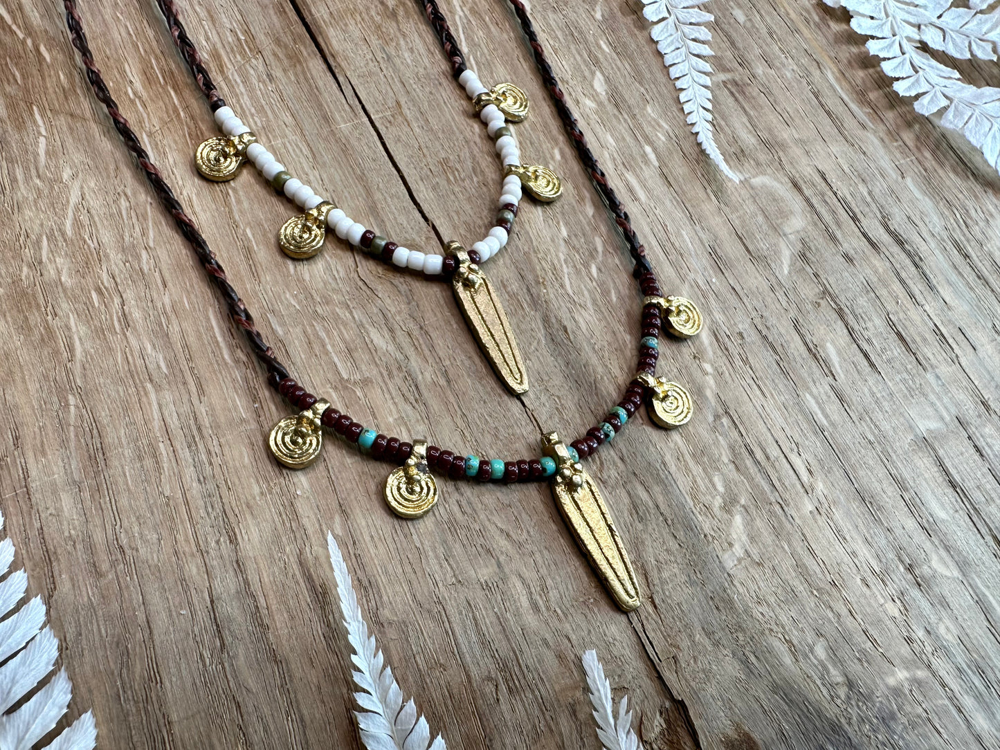verspielte Boho Kette "Luna" mit Messinganhängern, Ethno Chic - Halsketten