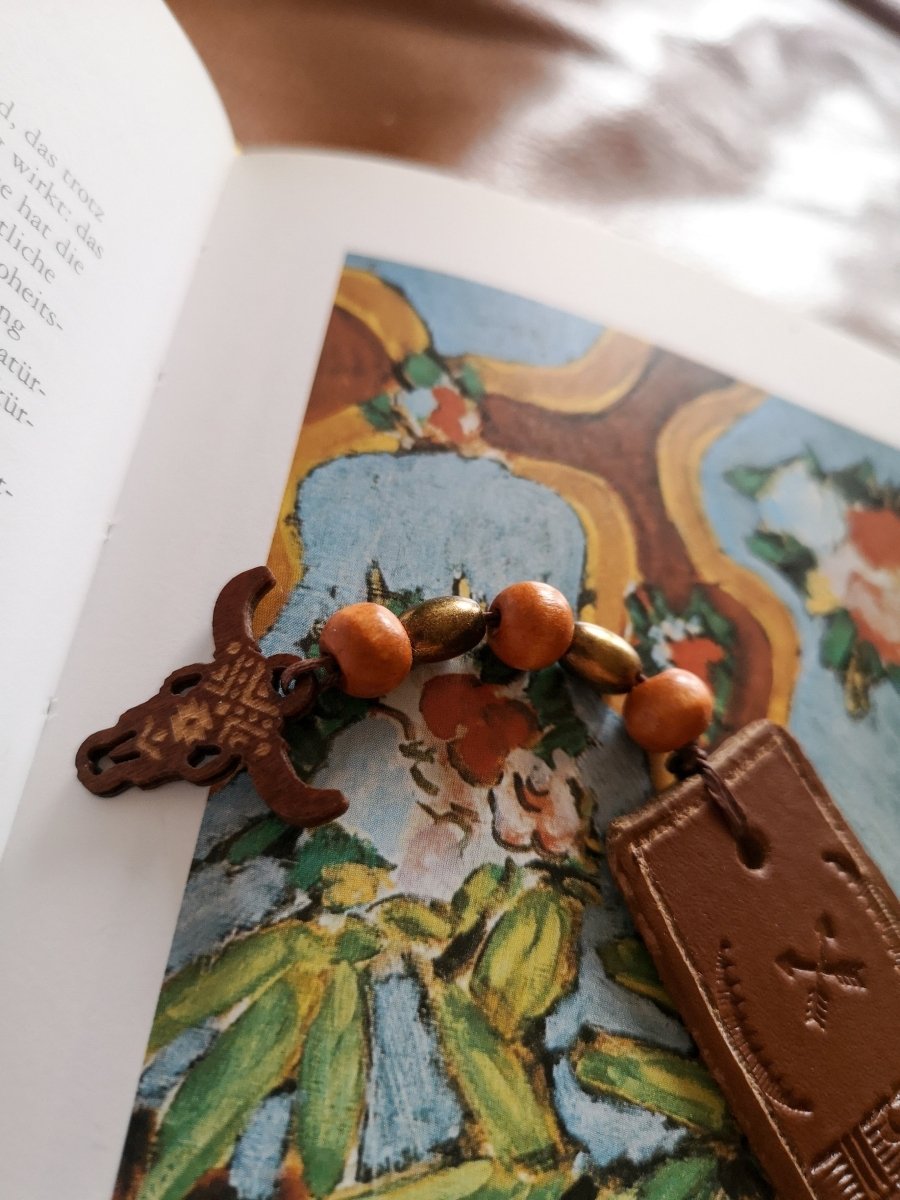Lesezeichen, Leder mit Anhänger - Lesezeichen