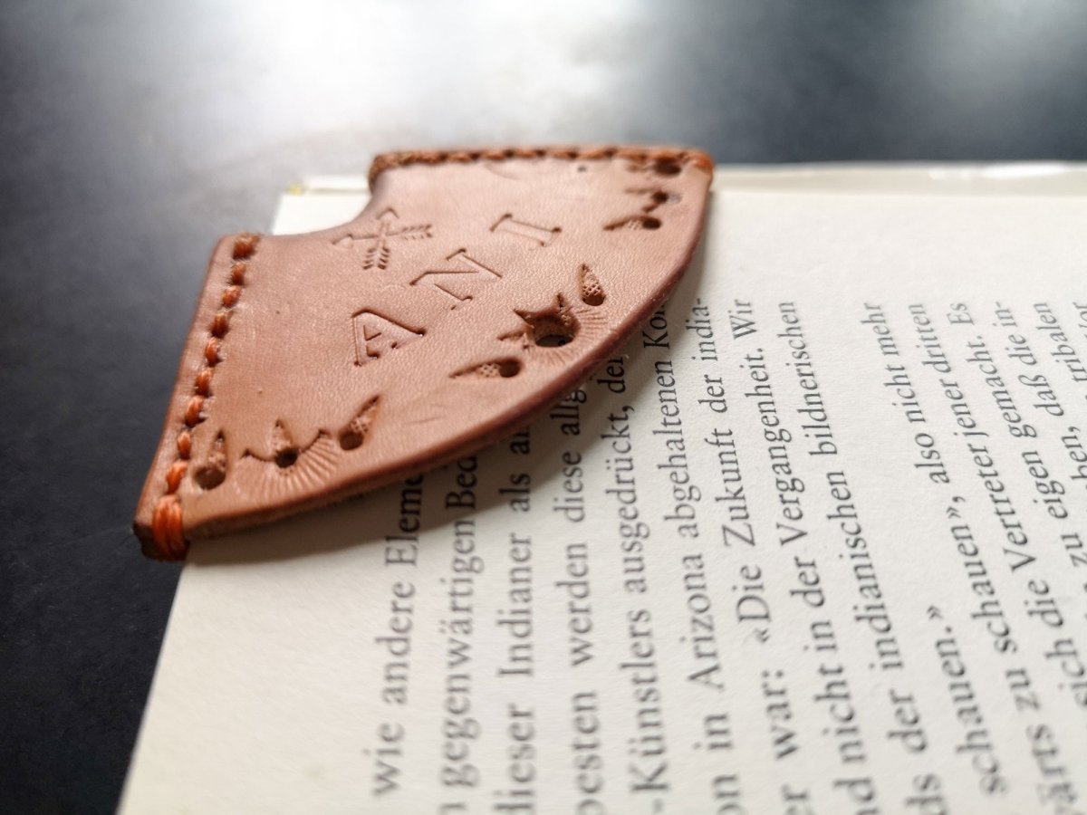Personalisiertes Leder - Lesezeichen mit Muster & Namen - Lesezeichen