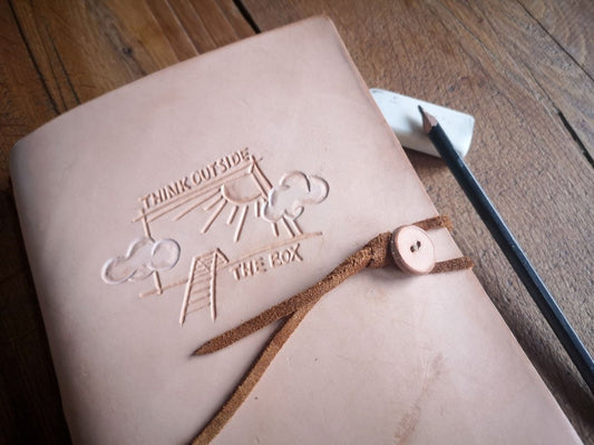 Notizheft - Ledermappe, A5, "Think outside the box" -