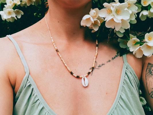 Choker Kette "Luana", Muschel, Kokosperlen, verstellbar - 