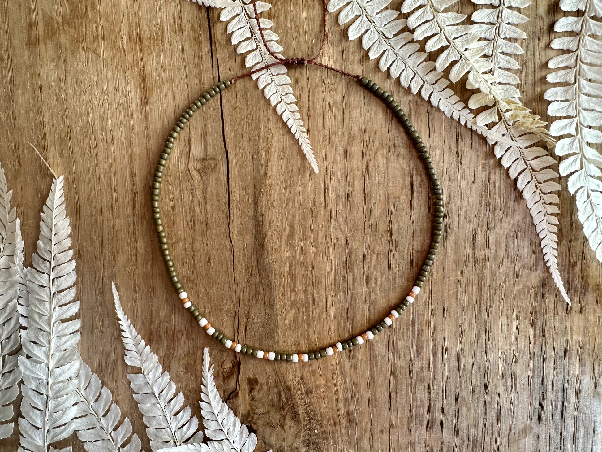 verstellbare, dünne Perlenkette "Iris", Boho Stil - Halsketten
