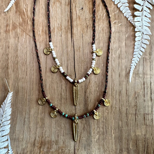 verspielte Boho Kette "Luna" mit Messinganhängern, Ethno Chic - Halsketten