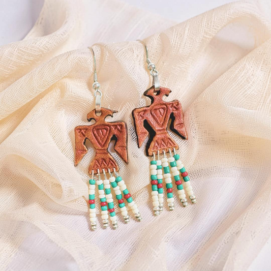 Handgefertigte Leder-Ohrringe „Thunderbird“ – Western-Statement-Schmuck mit 925er Silber & Perle