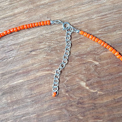 Halskette Orange getragen, Boho Look – Solene von Spitzstock