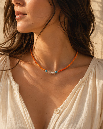 Halskette Orange getragen, Boho Look – Solene von Spitzstock